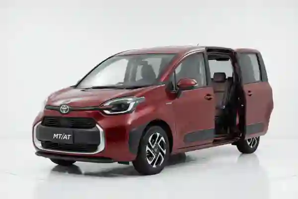 Mobil MPV Premium - Toyota Sienta MTAT