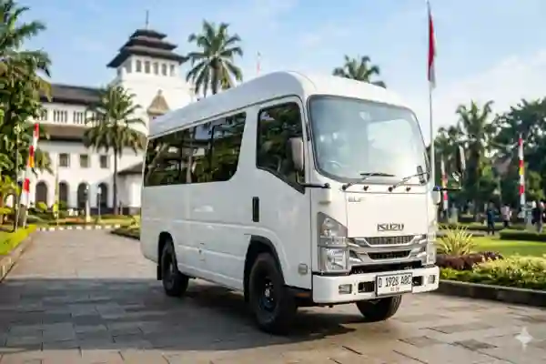 Sewa Mobil Elf Short dan Long di Bandung Lepas Kunci dan dengan supir
